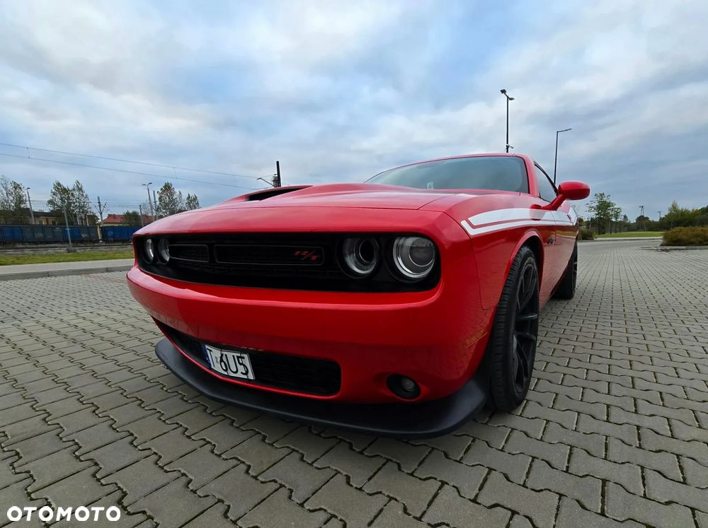 Dodge Challenger ver-5-7-r-t - 1