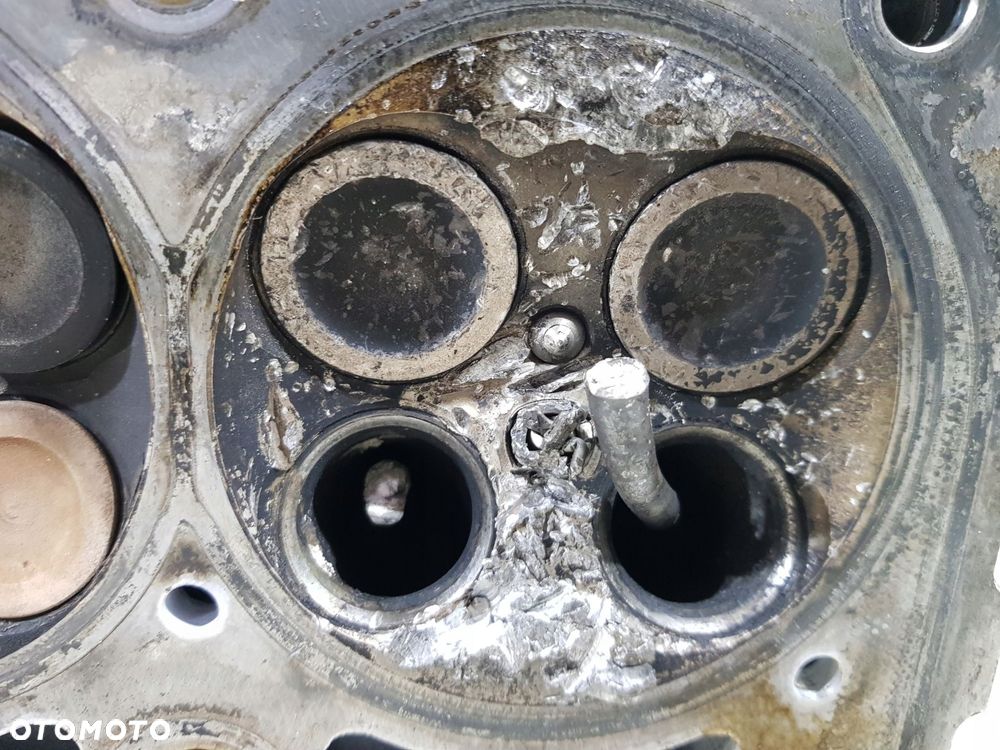 głowica silnika wałki 755916807 bmw e90 e91 e87 e81 2.0b n43b20aa - 9
