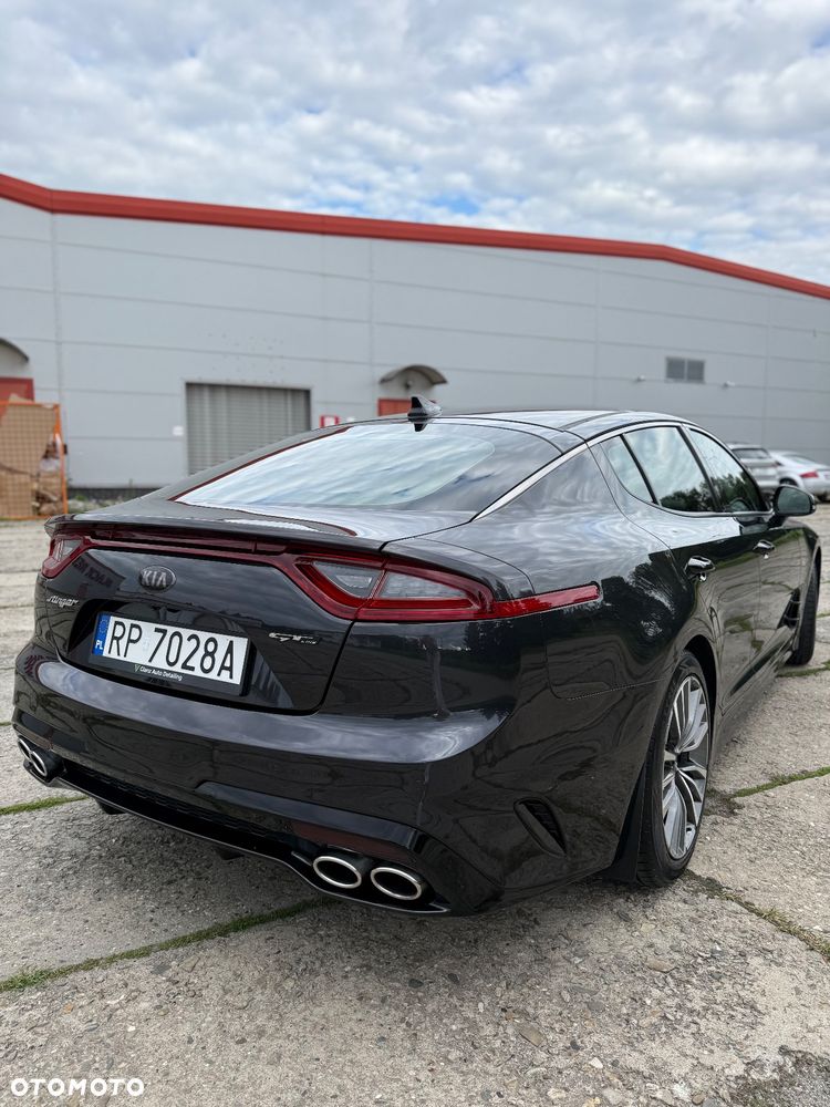 Kia Stinger 2.0 T-GDI GT Line - 8