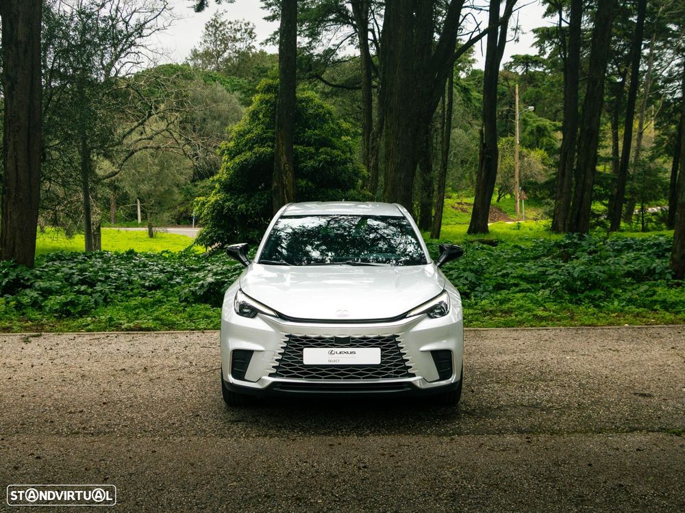 Lexus LBX Elegant - 5