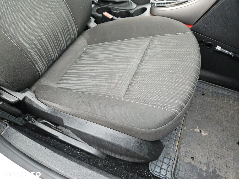 Fotel lewy prawy kierowcy pasażera  Opel Astra J 2010r Z176 5d hatchback Europa - 6