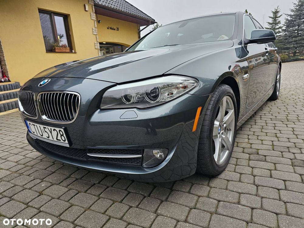 BMW Seria 5 528i - 7