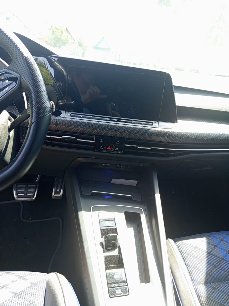 Volkswagen Golf - 18