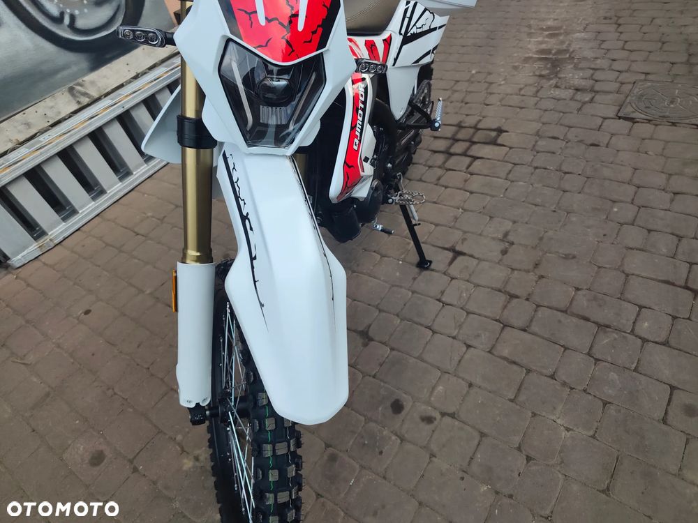 QJMOTOR COV 125X - 27