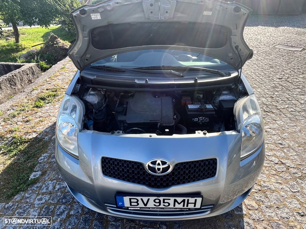Toyota Yaris 1.0 VVT-i Cool Edition - 10