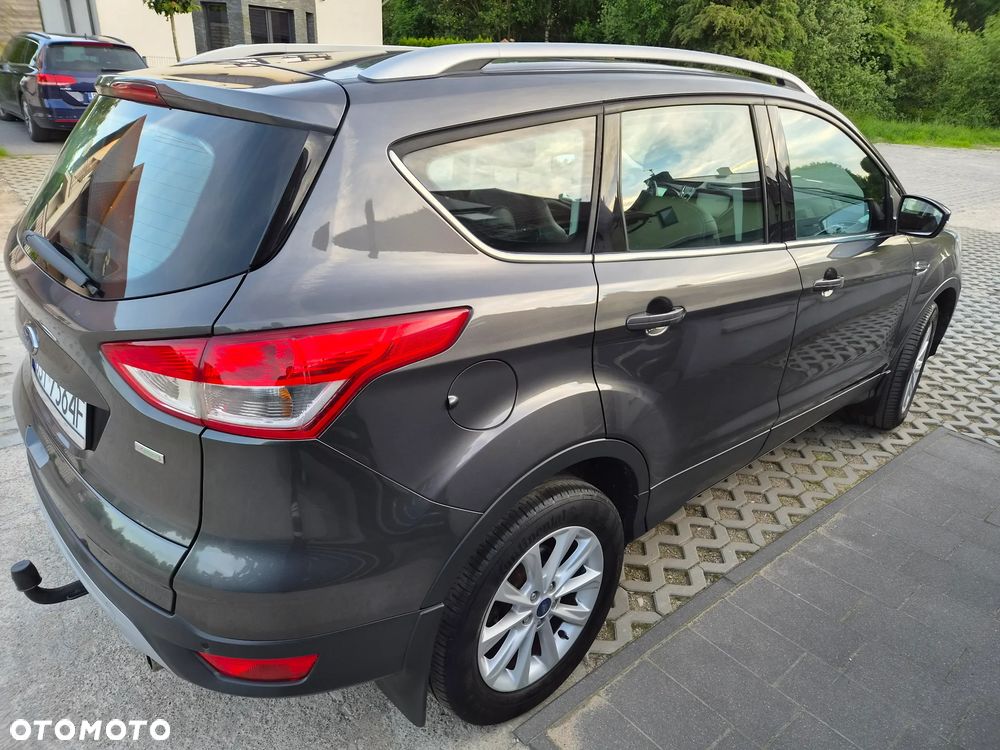 Ford Kuga 1.5 EcoBoost 2x4 Titanium - 16
