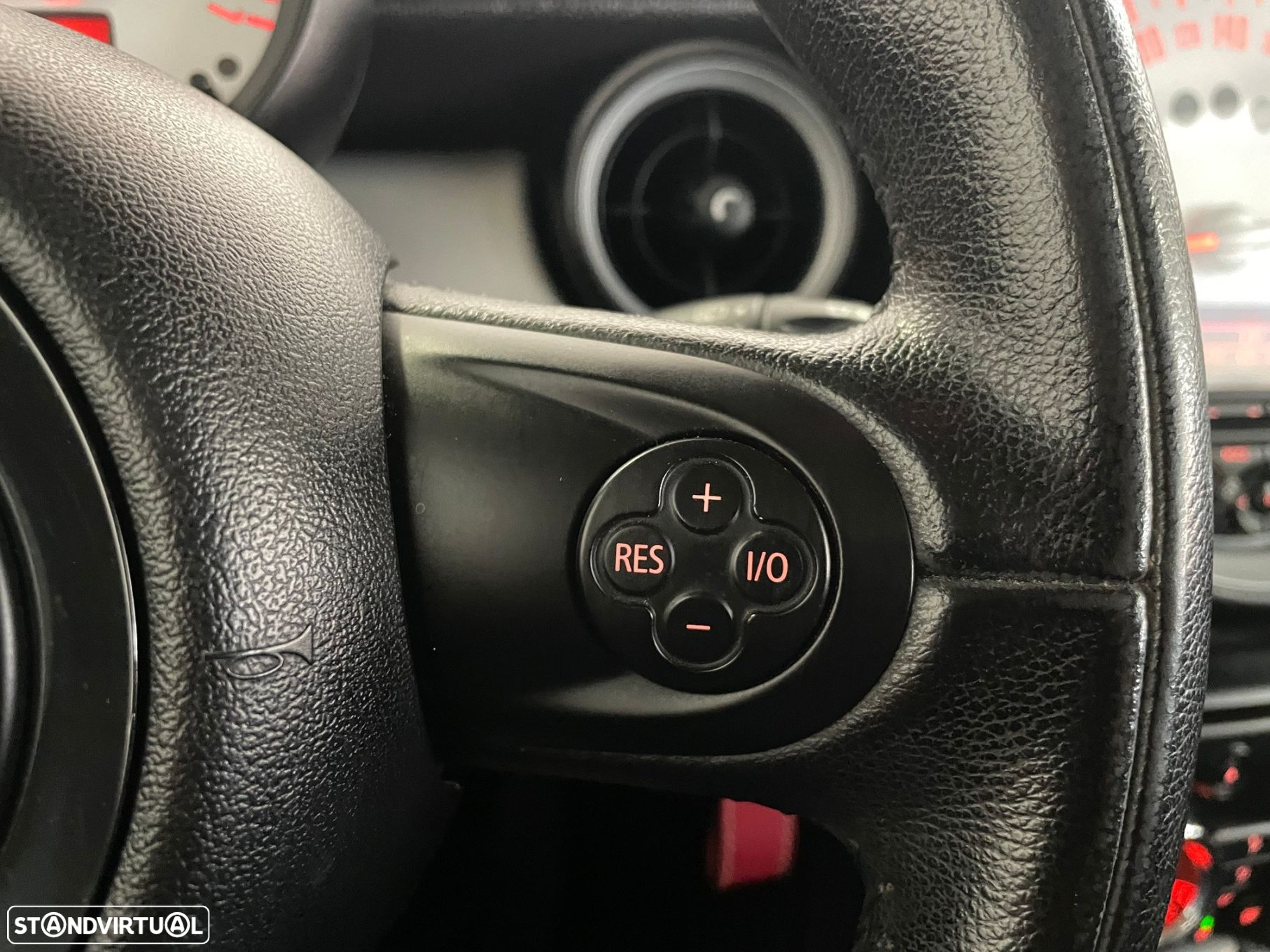 MINI 3 Portas Cooper D - 32