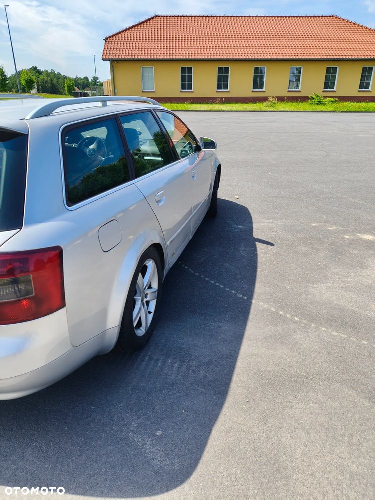 Audi A4 Avant - 5