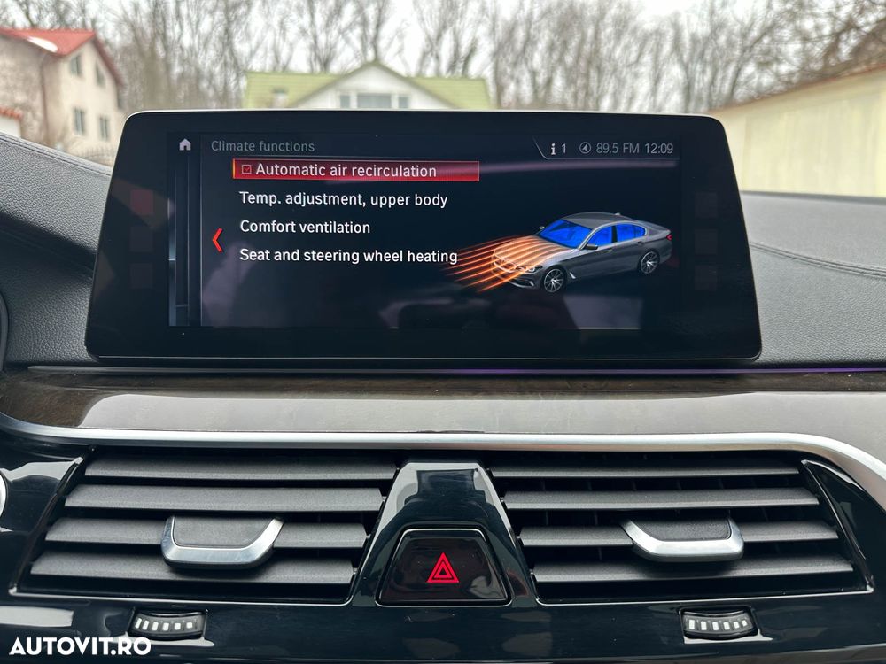 BMW Seria 5 540i xDrive Aut. - 28