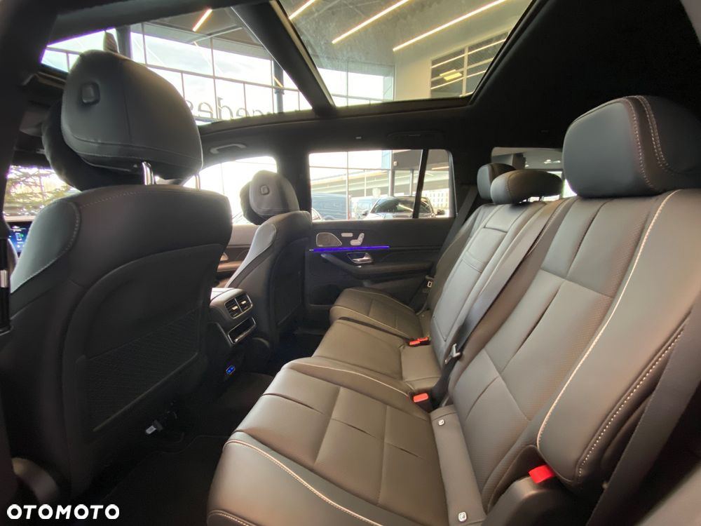 Mercedes-Benz GLS - 8