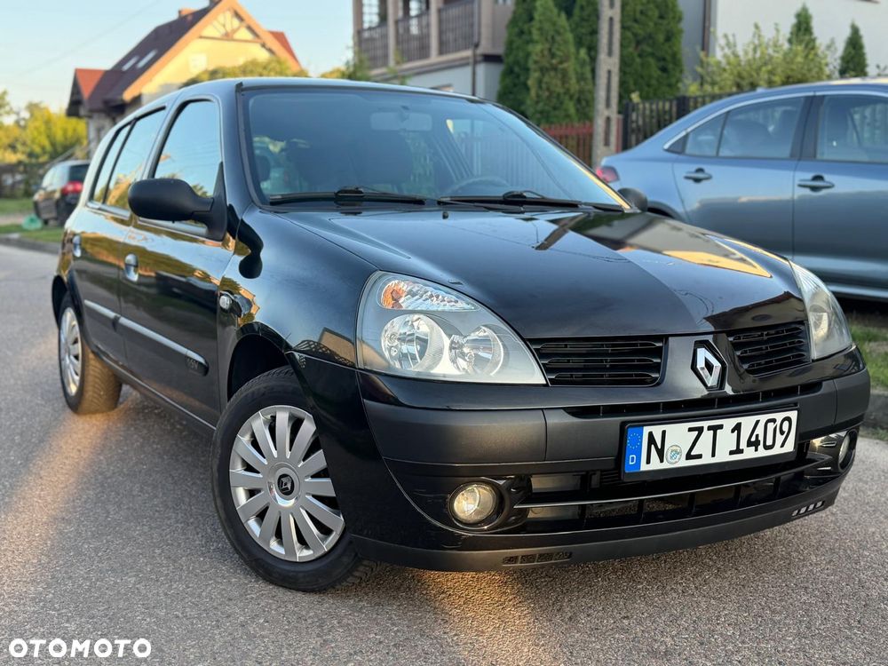 Renault Clio 1.2 16V Emotion - 13