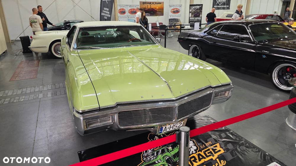 Buick Riviera - 1