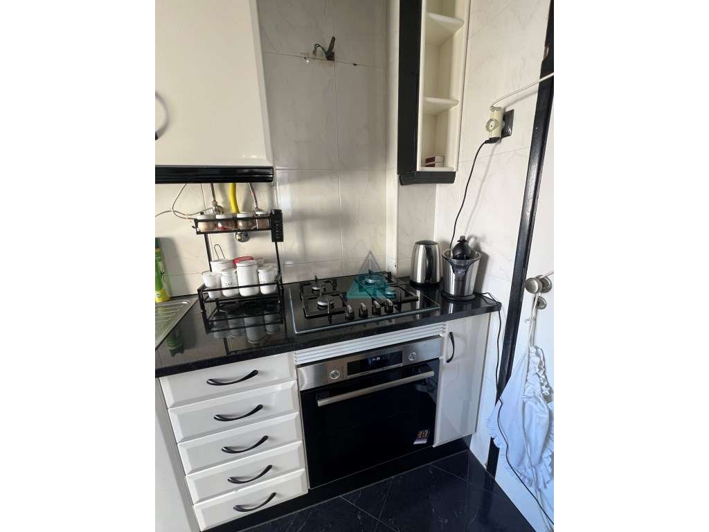Apartamento T3 Paivas com melhoramentos 2º andar - Grande imagem: 5/31