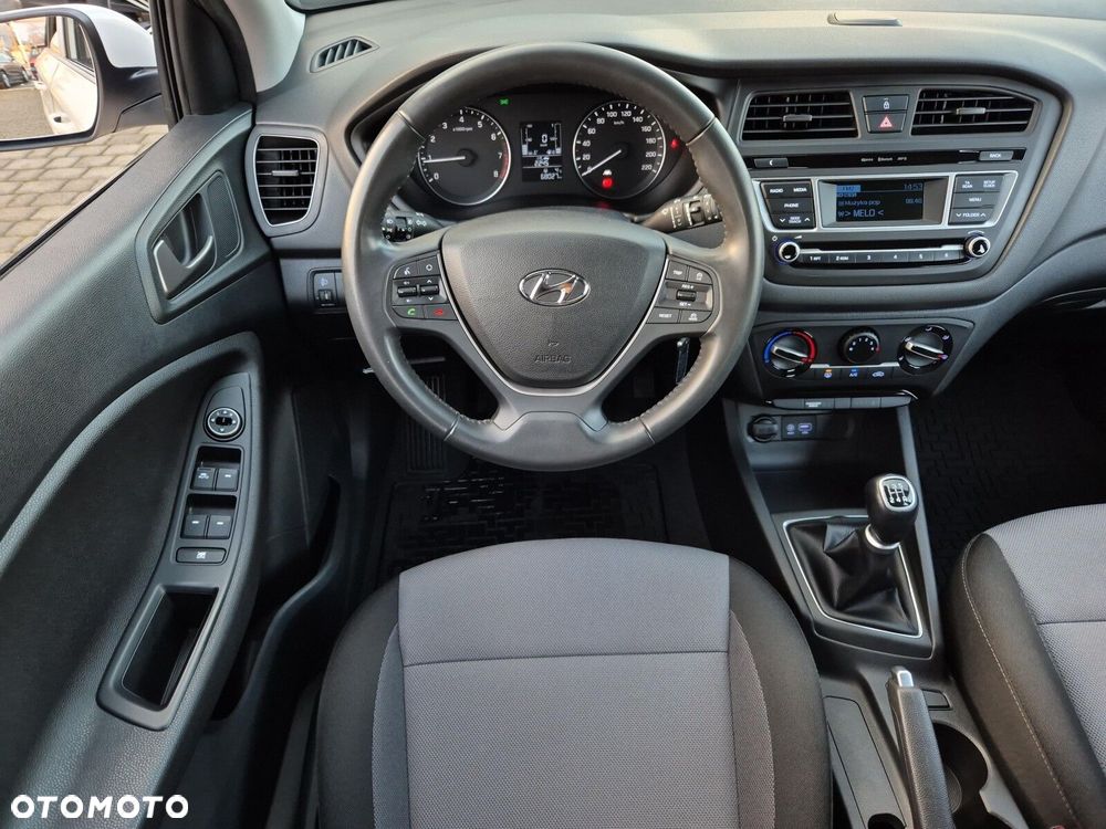 Hyundai i20 1.2 Comfort - 17