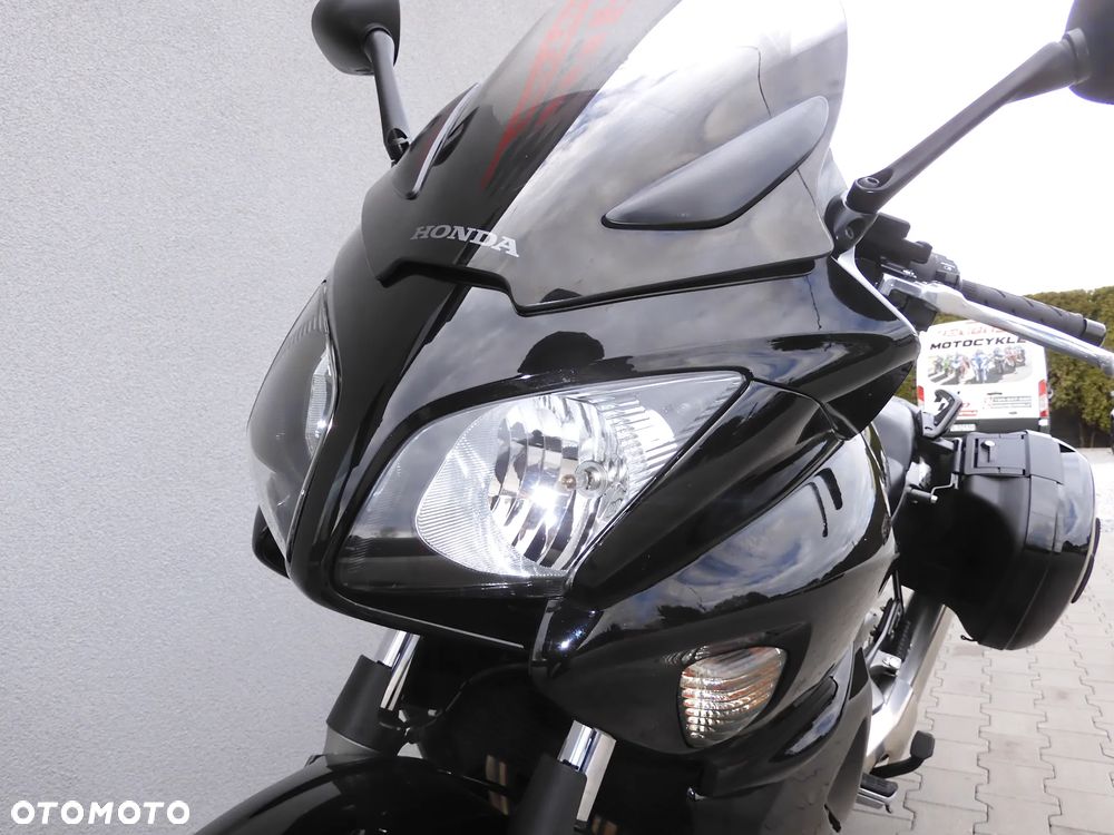 Honda CBF - 23