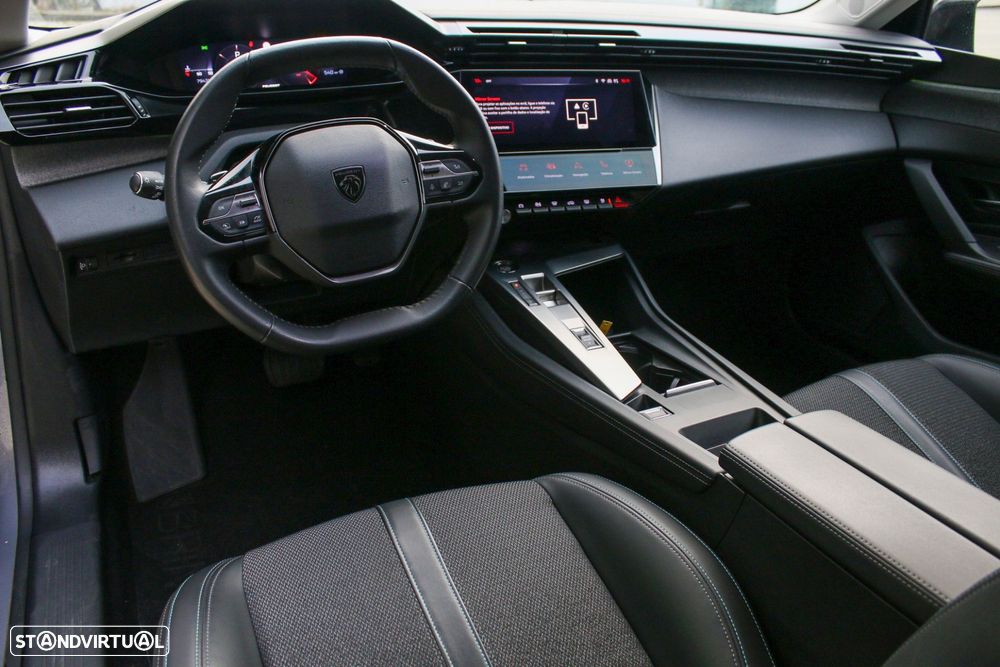 Peugeot 308 SW 1.2 PureTech Allure EAT8 - 33