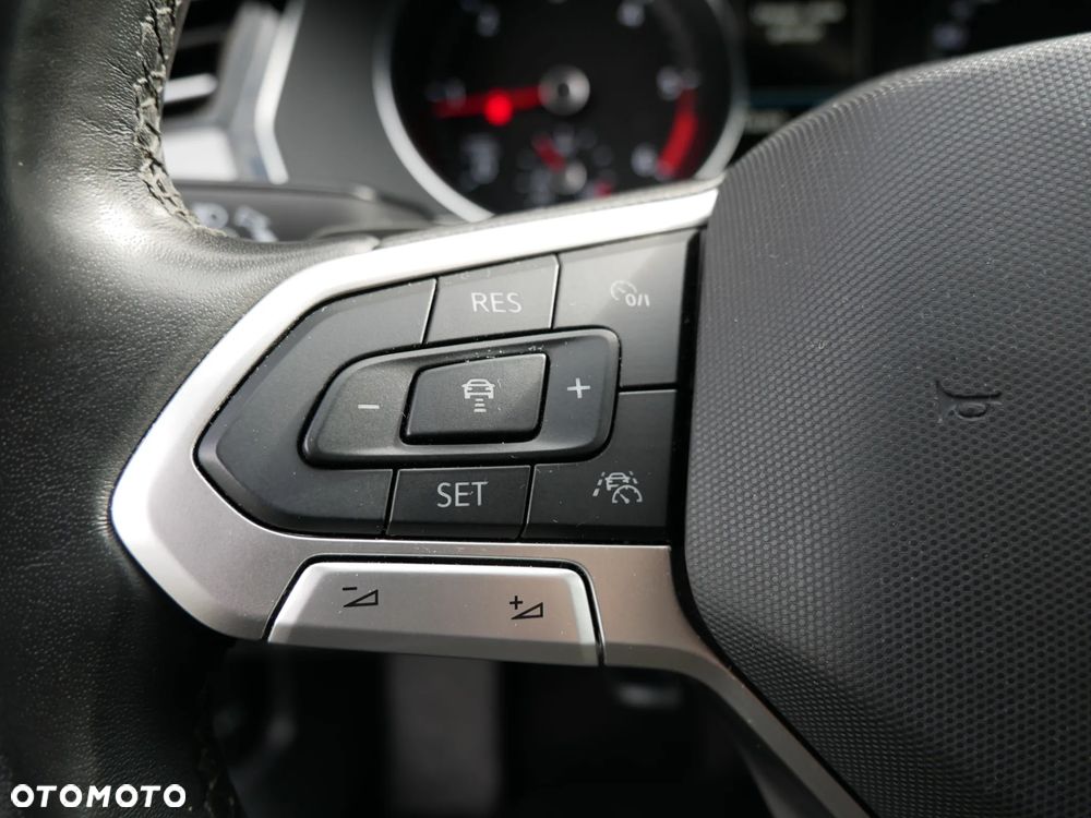 Volkswagen Passat 2.0 TDI EVO Business DSG - 19