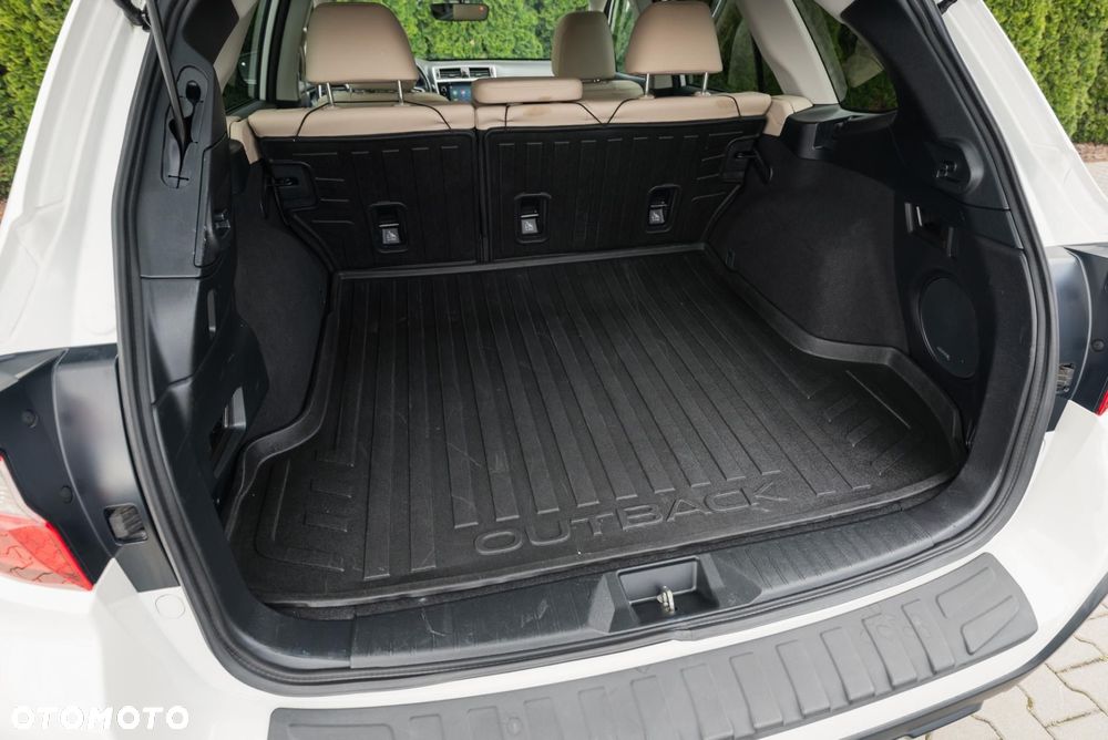 Subaru Outback - 33