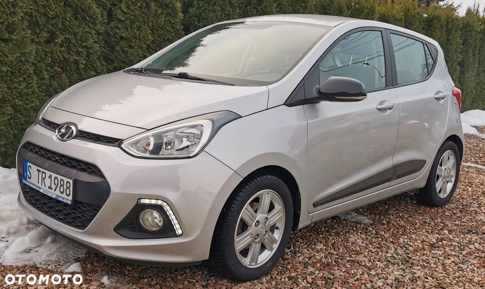 Hyundai i10 1.2 Fifa World Cup Edition - 24