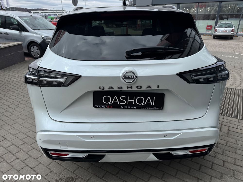 Nissan Qashqai 1.3 DIG-T MHEV 4x4 N-Design Xtronic - 6