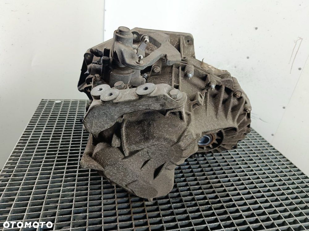 SKRZYNIA BIEGÓW MANUALNA 6 OPEL INSIGNIA A F40 2.0 CDTI - 7