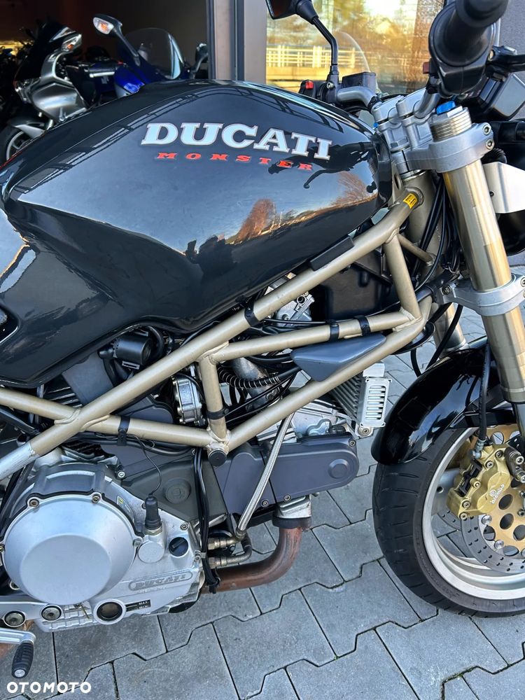 Ducati Monster - 3