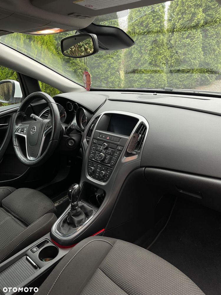 Opel Astra 1.4 Turbo - 5