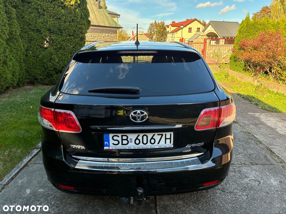 Toyota Avensis - 5
