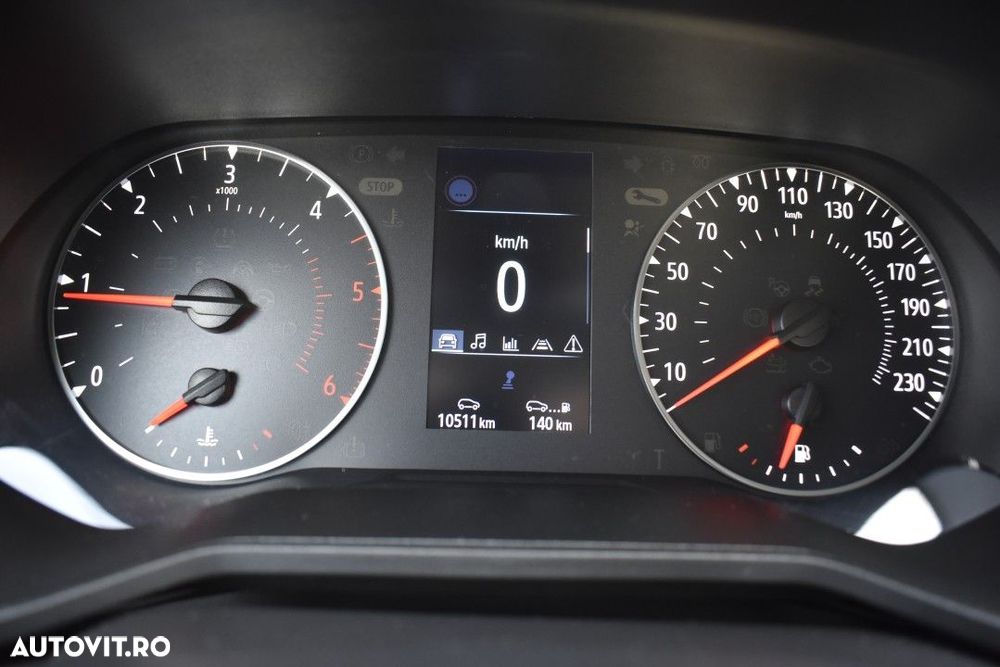 Renault Clio - 11