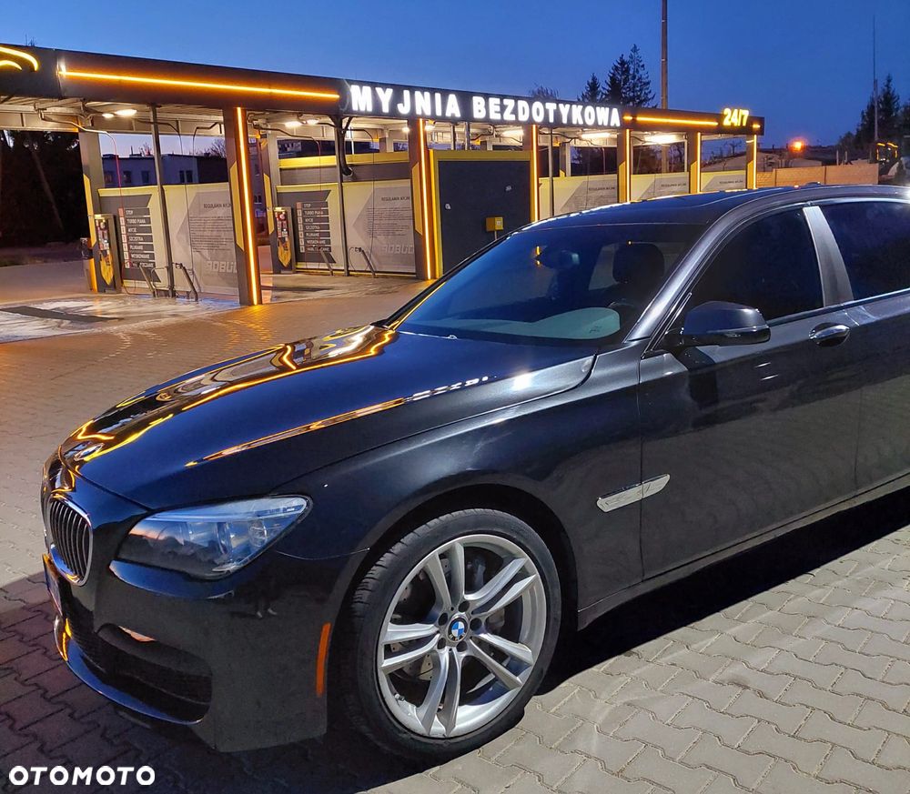 BMW Seria 7 740Li - 6