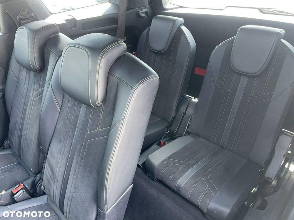 Peugeot 5008 - 35
