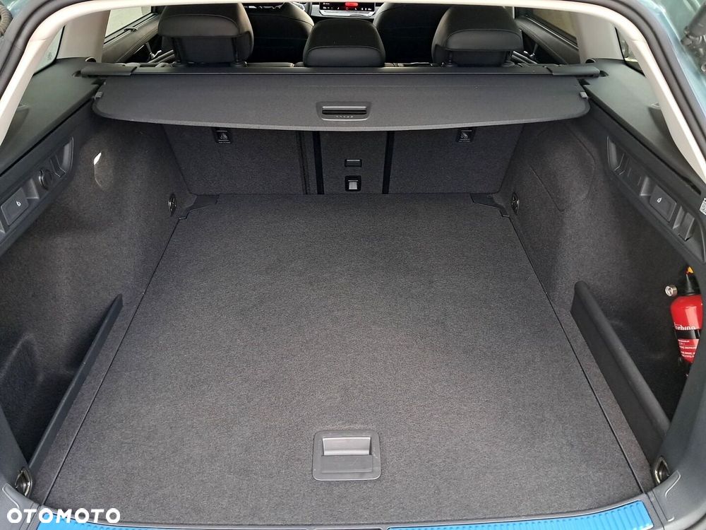 Volkswagen Passat - 12