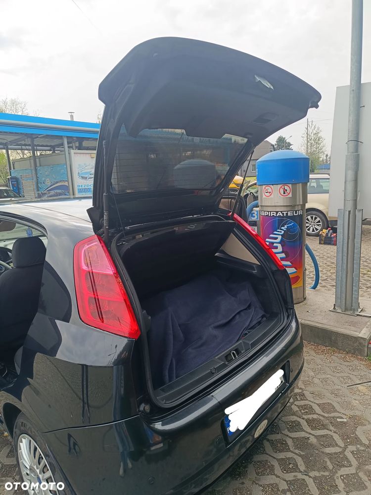 Fiat Grande Punto - 1