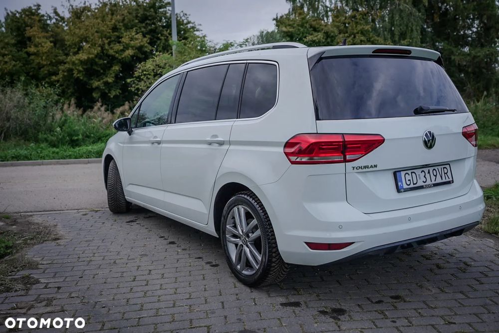 Volkswagen Touran 1.5 TSI EVO Highline DSG - 4