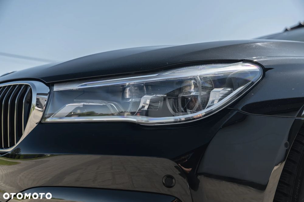 BMW Seria 7 730d xDrive - 36