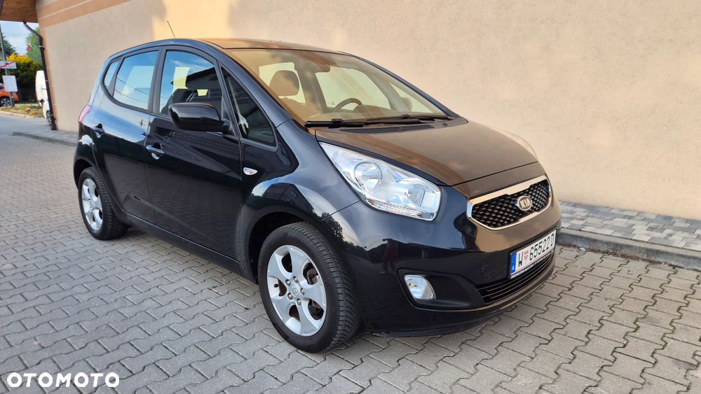 Kia Venga 1.4 CVVT Black Collection - 1