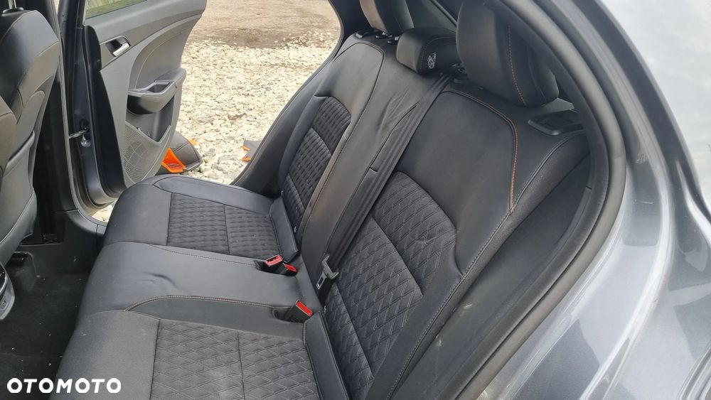 MG MG3 3 Hybrid+ Luxury - 23