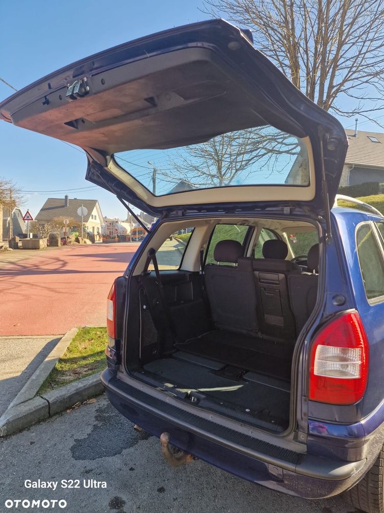 Opel Zafira 1.8 16V Elegance - 3