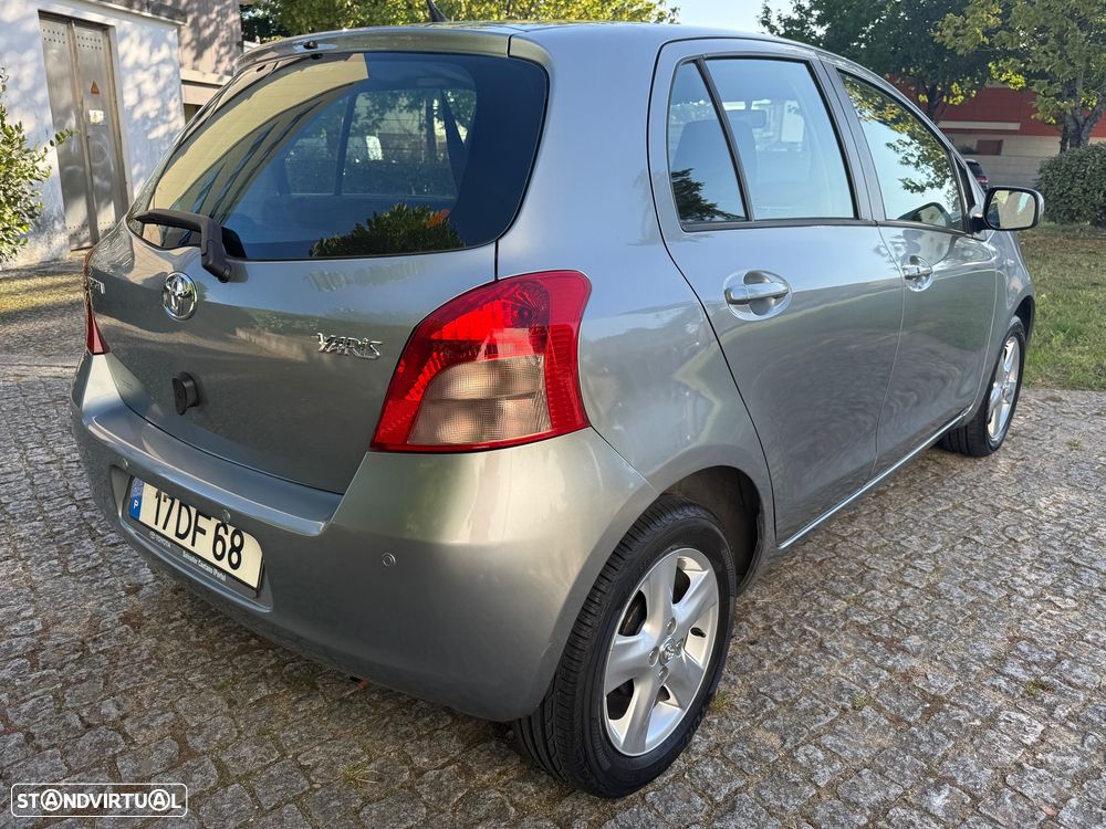 Toyota Yaris 1.0 VVT-i Sol High Pack MMT VSC+TRC - 19
