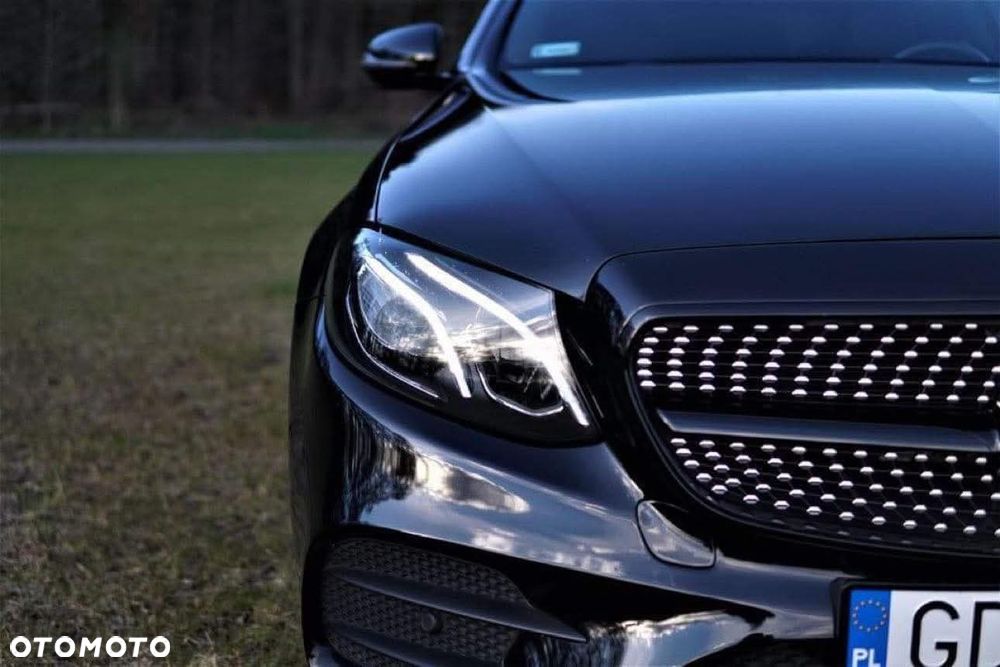 Mercedes-Benz Klasa E 220 d 9G-TRONIC - 9