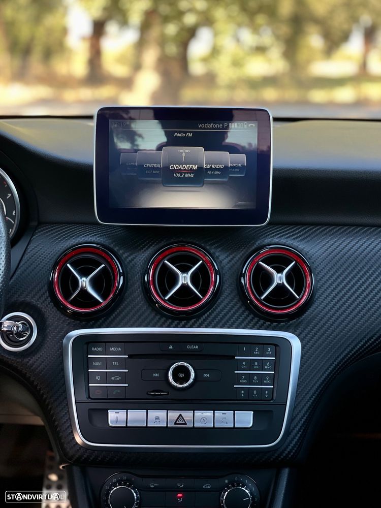 Mercedes-Benz A 45 AMG 4Matic Speedshift 7G-DCT - 15