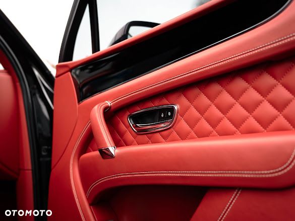 Bentley Bentayga - 18