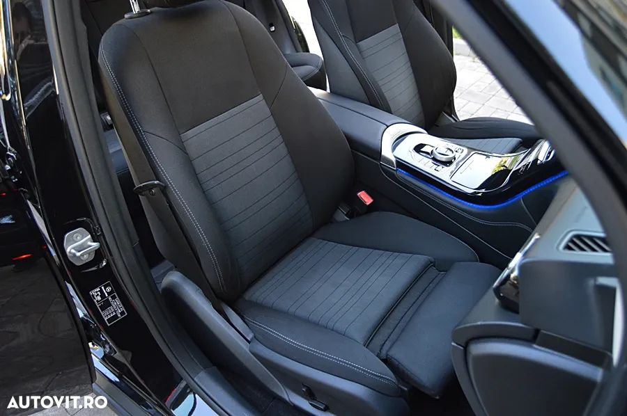 Mercedes-Benz GLC 220 d 4MATIC 9G-TRONIC - 29
