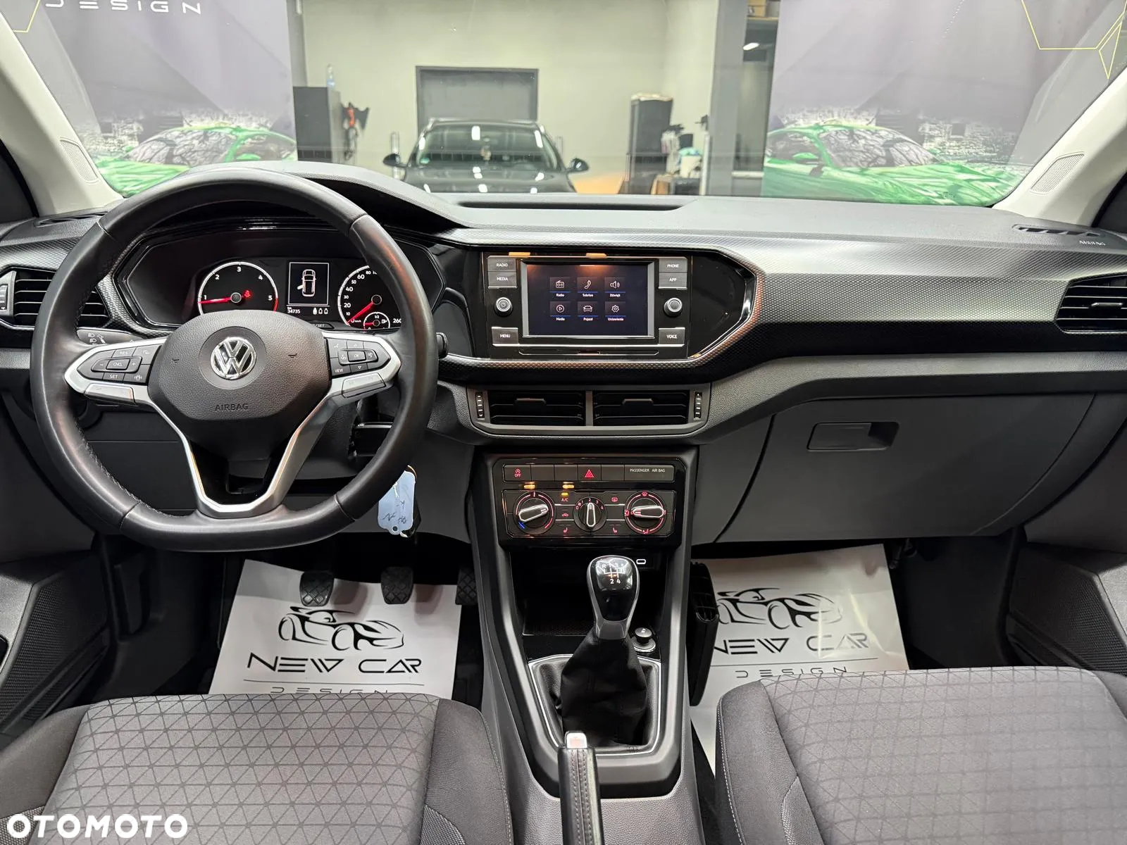 Volkswagen T-Cross 1.6 TDI SCR Life - 14
