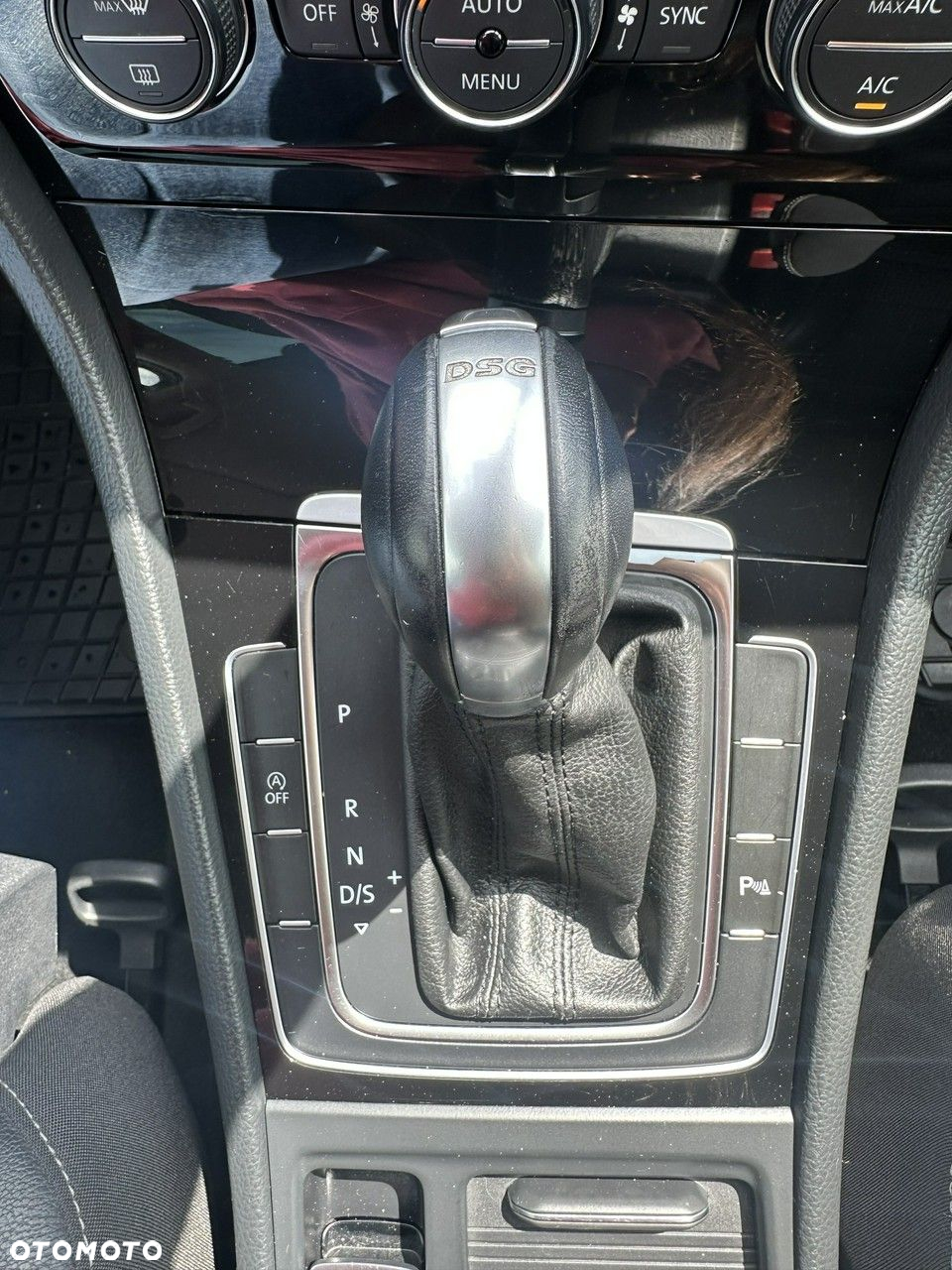 Volkswagen Golf - 18