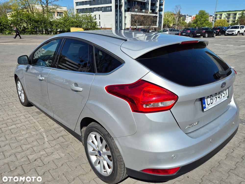 Ford Focus 1.0 EcoBoost Titanium - 6