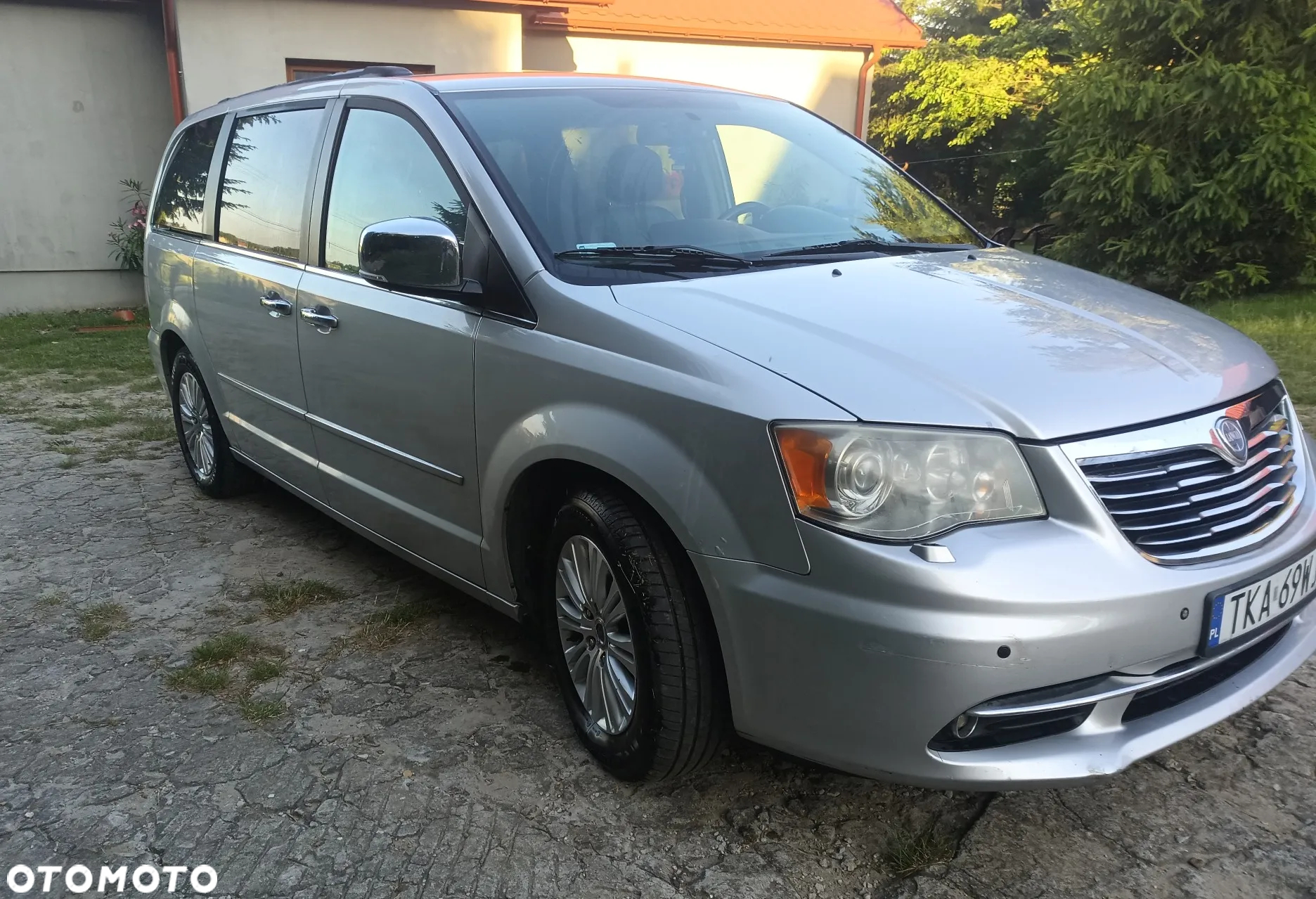 Lancia Voyager 2.8CRD Gold - 3