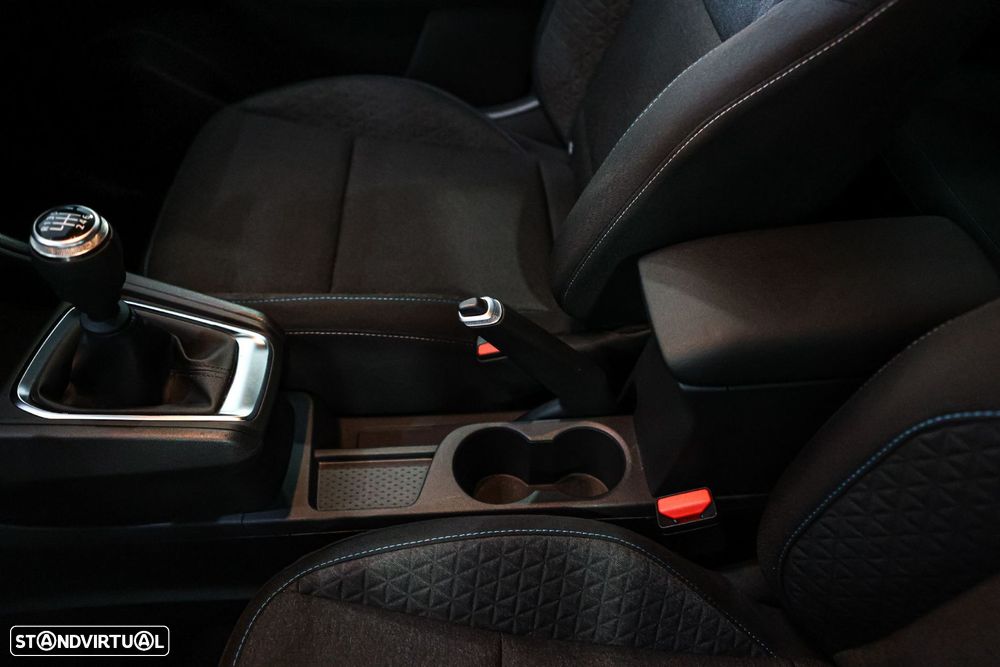 Renault Captur 1.0 TCe Exclusive Bi-Fuel - 27