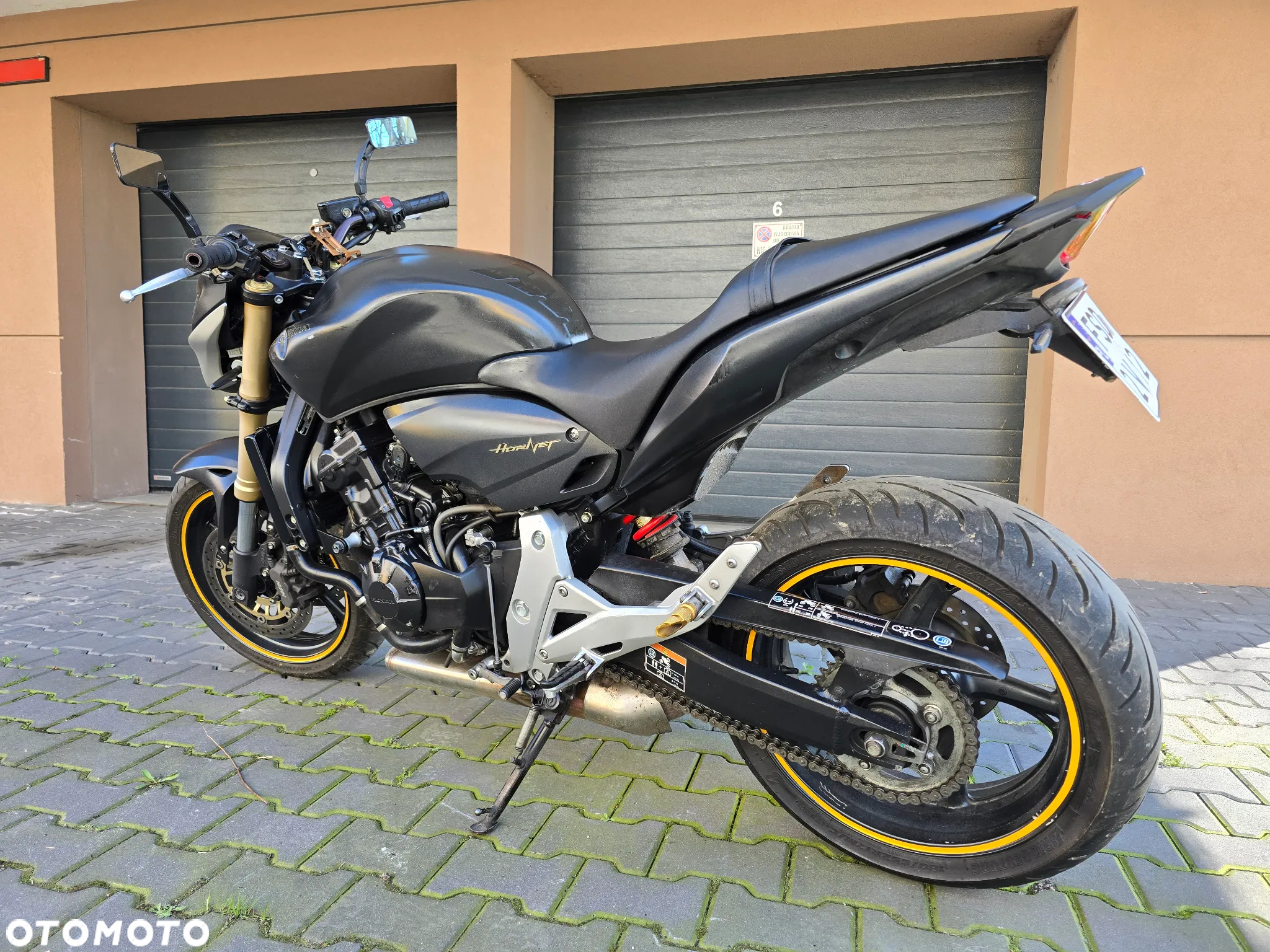 Honda Hornet - 2