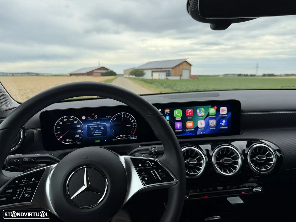 Mercedes-Benz A 250 e - 15